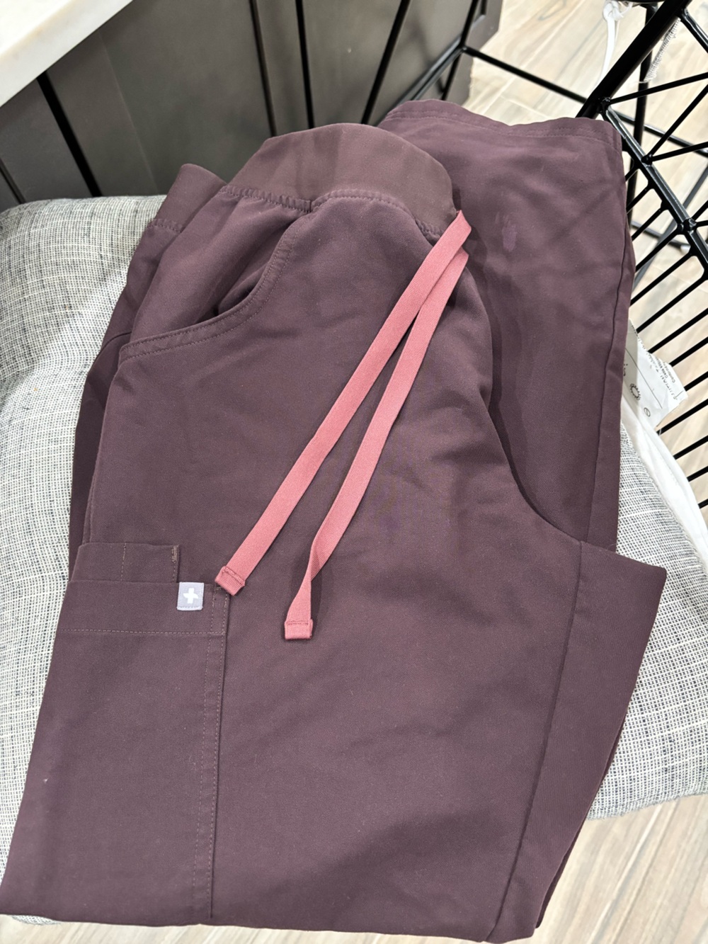 Figs Kade Cargo Espresso Small petite